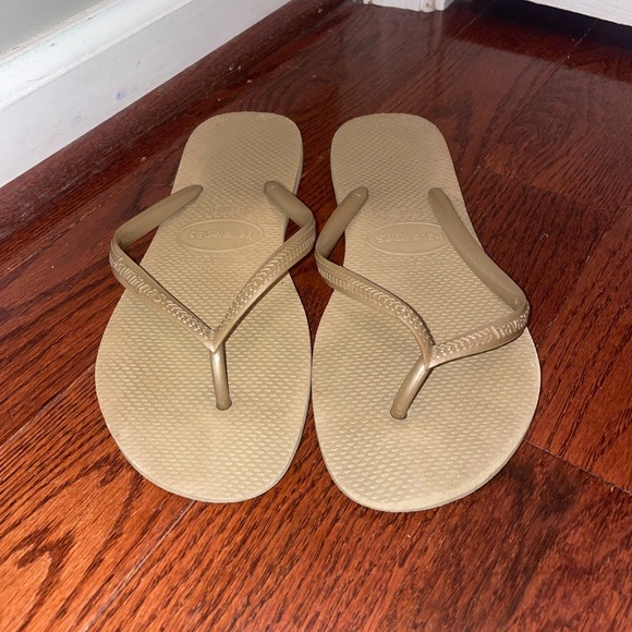 Havaianas Shoes - Havaianas Flip Flops- Gold Chrome